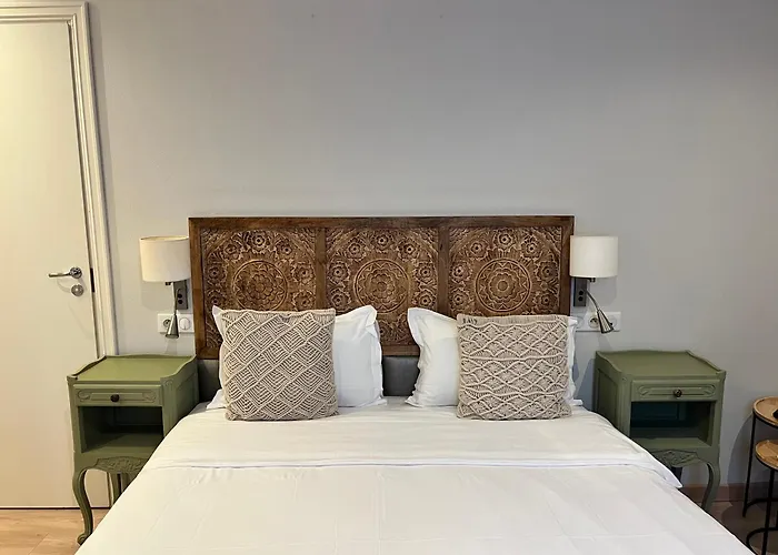 Irin Hotel